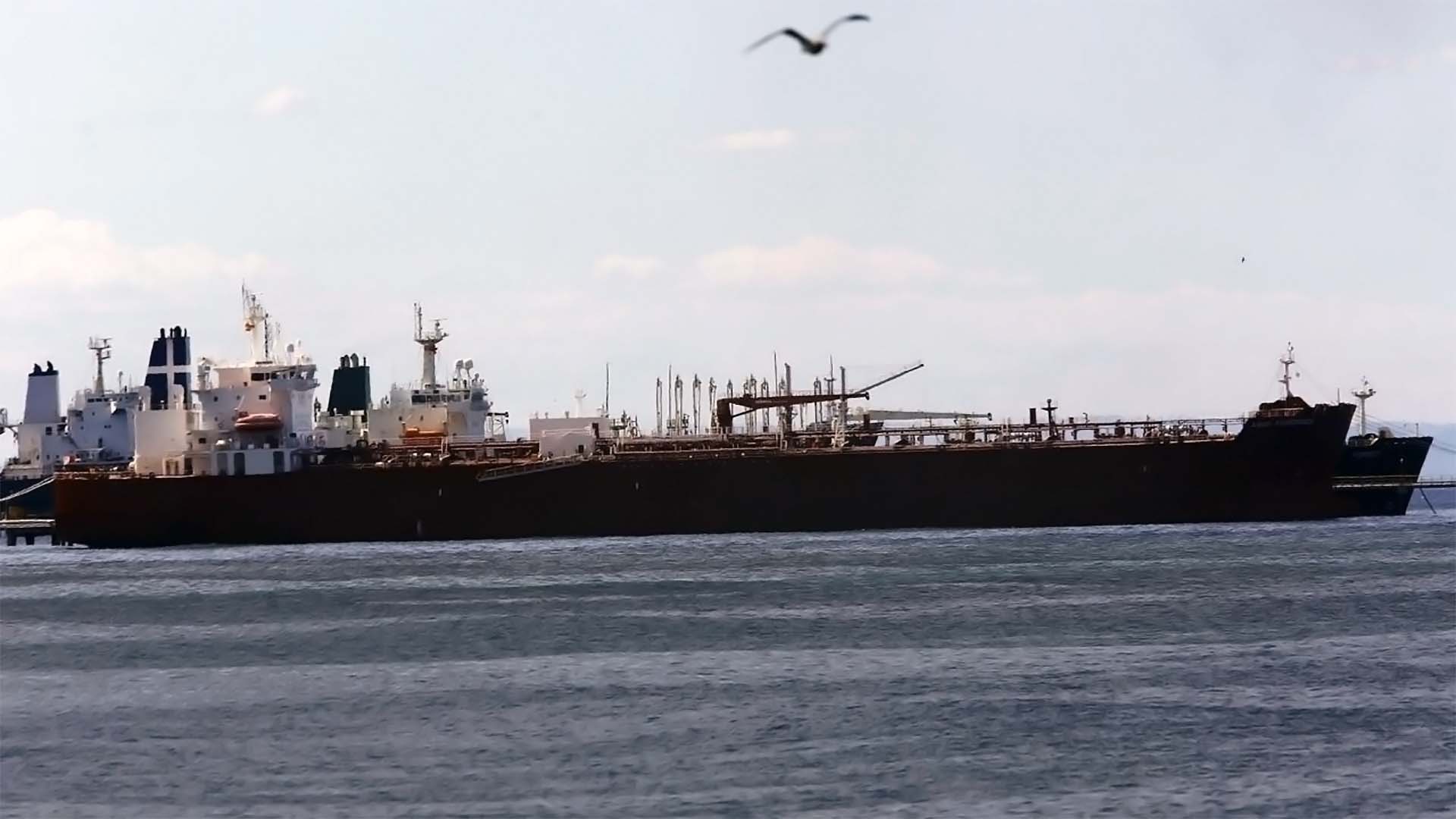 US Seized a Sanctioned Oil Tanker Off Venezuela – Trump