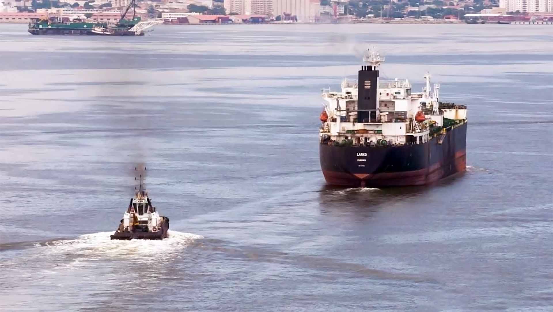 US Authorities Seized 5th Oil Tanker Linked to Venezuela – Officials