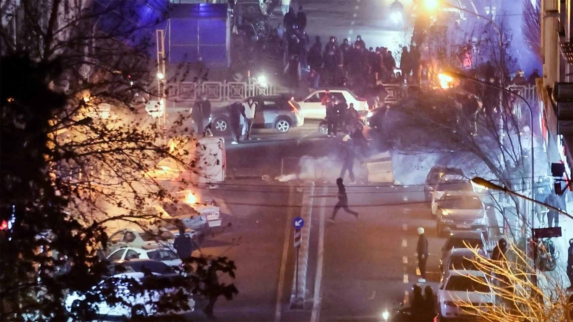 US & UK Withdrawing Personnel from Qatar Military Base